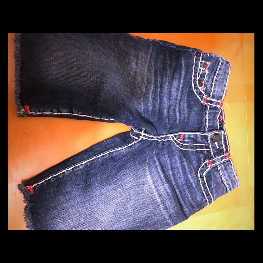 Girls true religion shorts w/pink/blue stitching